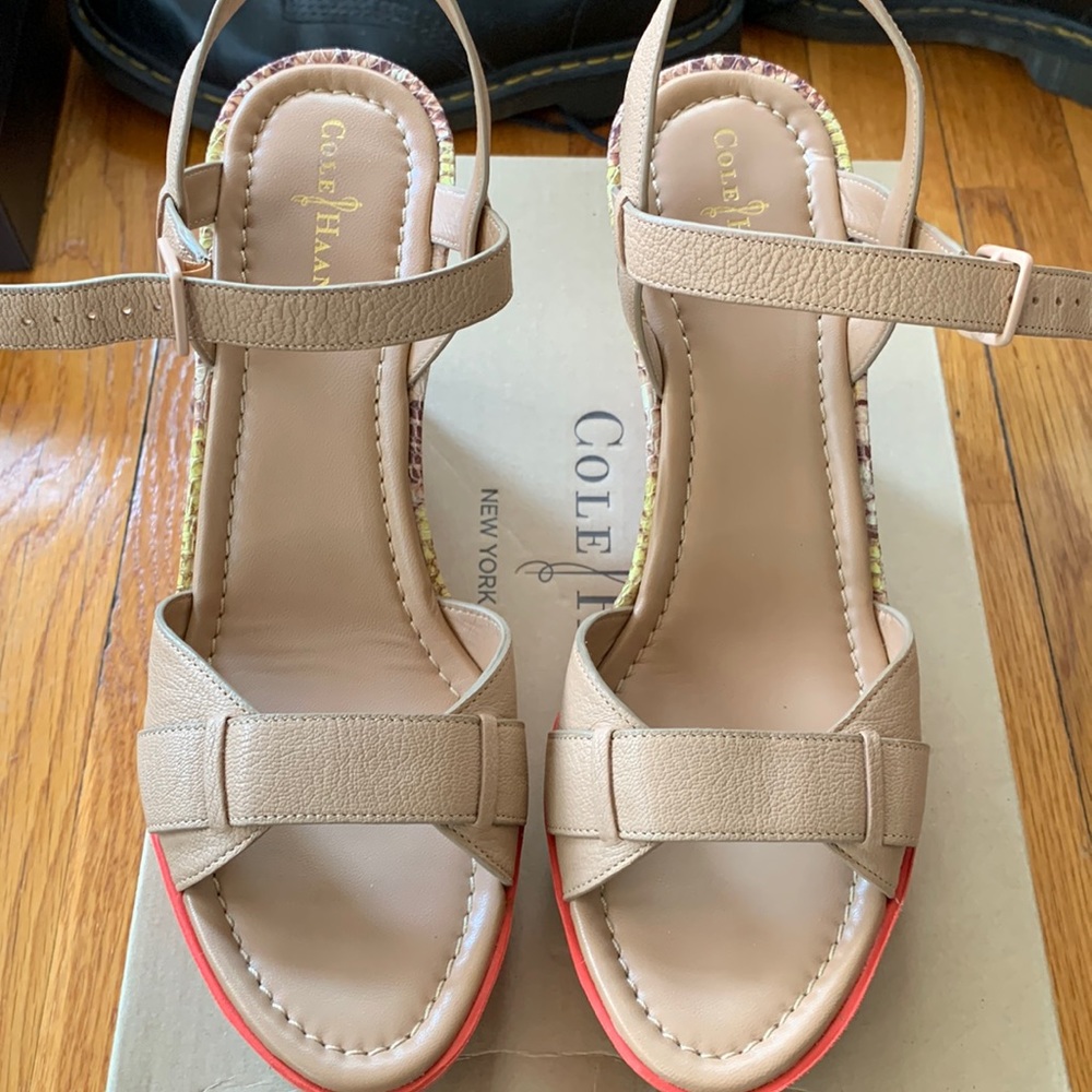 Cole Haan Paley Wedge Sandals Size 9B